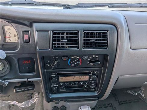 Used 2004 Toyota Tacoma PreRunner image 13