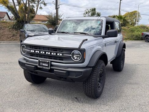 New 2026 Ford Bronco 2-Door w/ Sasquatch Package AWD/4WD image 7