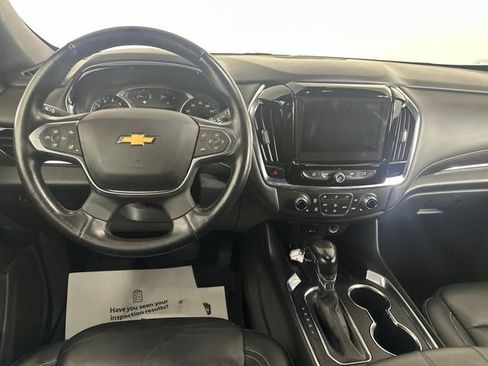 Used 2022 Chevrolet Traverse LT AWD/4WD image 20