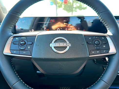 New 2026 Nissan Sentra SV w/ SV Convenience Package FWD image 17