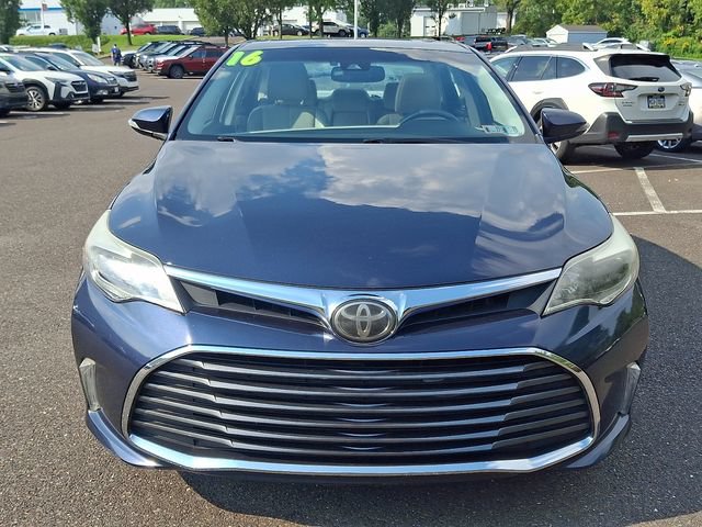 Used 2016 Toyota Avalon Limited w/ Toyota Safety Sense Package FWD image 2