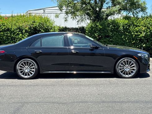New 2026 Mercedes-Benz S 500 4MATIC image 2
