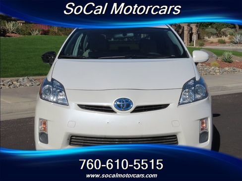 Used 2010 Toyota Prius Two image 2