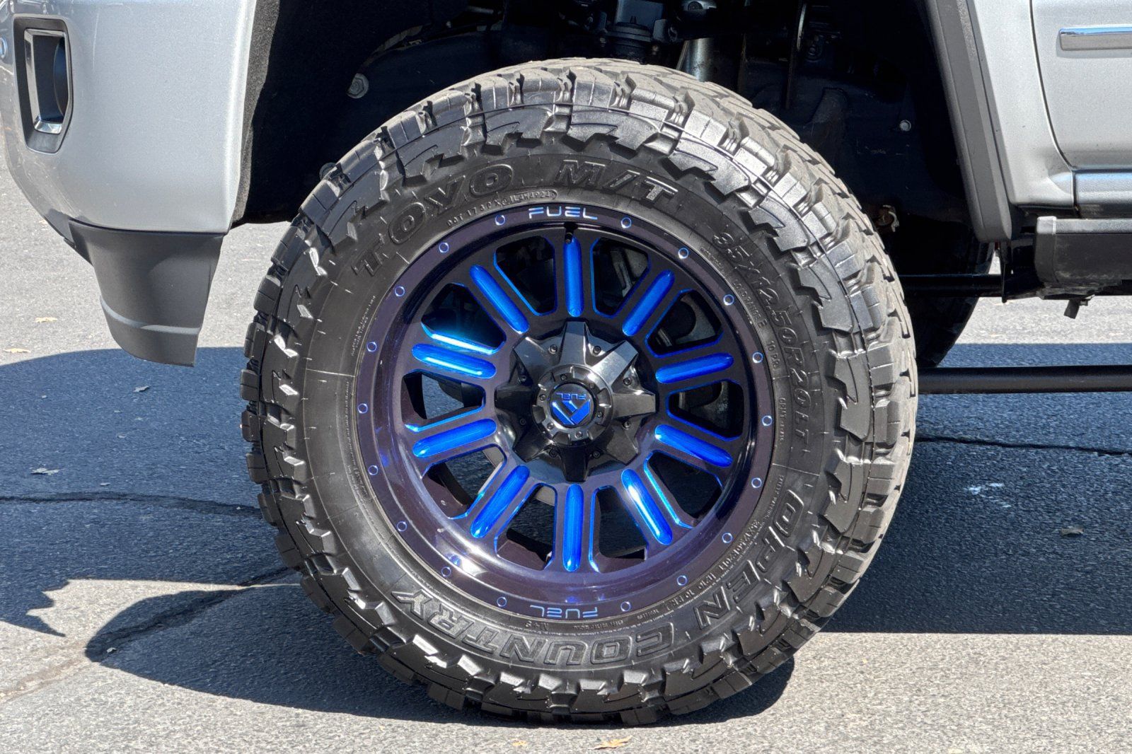 Used 2019 GMC Sierra 2500 Denali w/ Duramax Plus Package AWD/4WD image 31