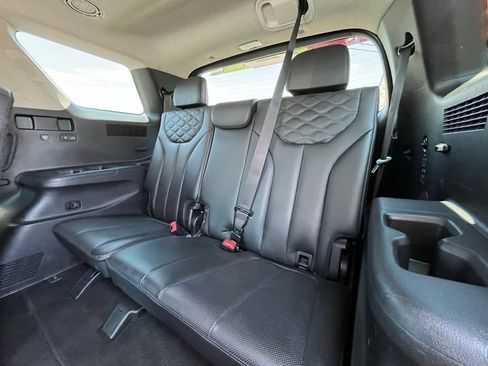 Used 2021 Hyundai Palisade Limited FWD image 25