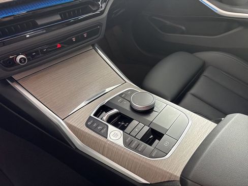 Used 2025 BMW 330i xDrive 330i xDrive image 18