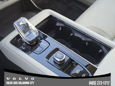 New 2026 Volvo XC90 B6 Ultra w/ Lounge Package image 18