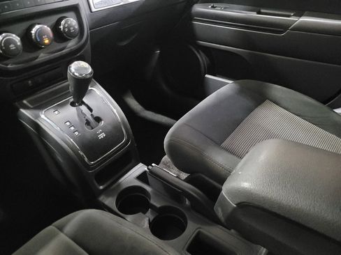 Used 2015 Jeep Compass Sport w/ Power Value Group FWD image 26