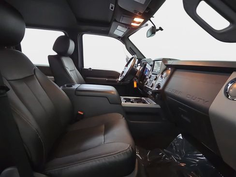 Used 2016 Ford F350 Lariat w/ Lariat Ultimate Package AWD/4WD image 7