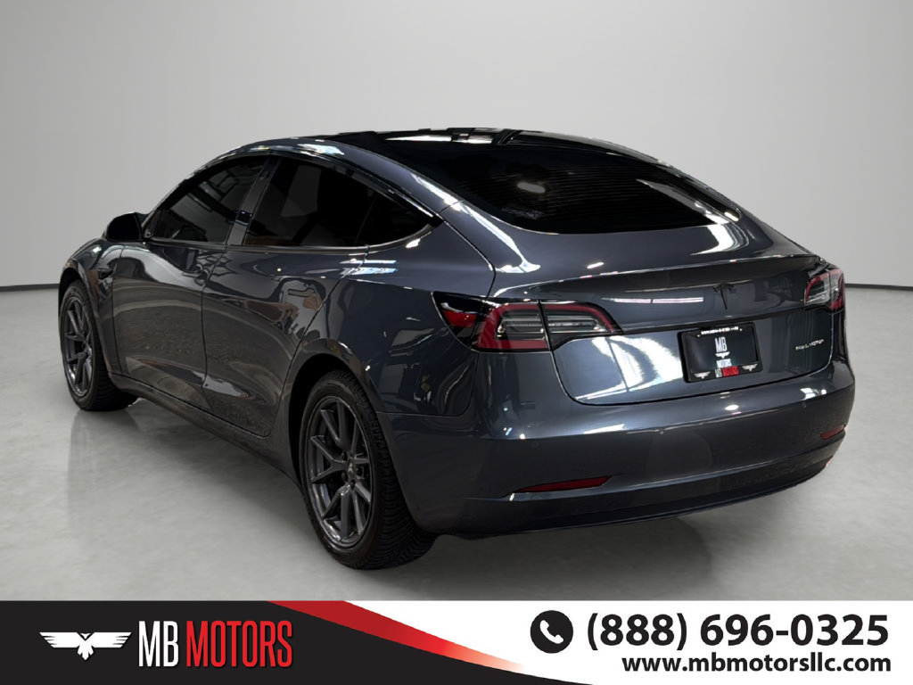 Used 2022 Tesla Model 3 Long Range AWD/4WD image 3