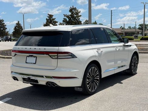Used 2023 Lincoln Aviator Black Label w/ Class IV Trailer Tow Package AWD/4WD image 5
