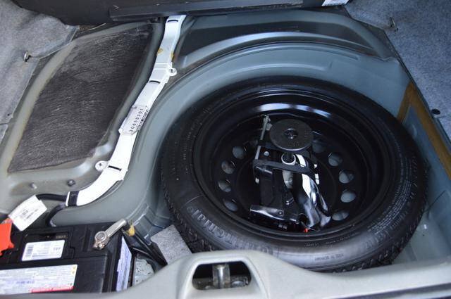 Used 2005 Volvo S60 2.5T FWD image 34