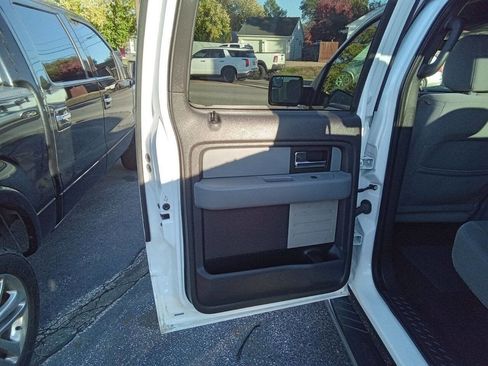 Used 2013 Ford F150 XLT w/ XLT Chrome Pkg image 9