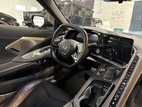 Certified 2024 Chevrolet Corvette Stingray Preferred Conv w/ 2LT image 30