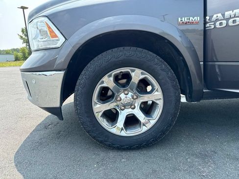 Used 2017 RAM 1500 Laramie w/ Convenience Group AWD/4WD image 41