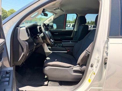 Used 2024 Toyota Tundra SR5 AWD/4WD image 19