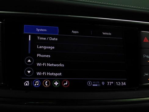 Used 2024 Buick Enclave Essence image 57