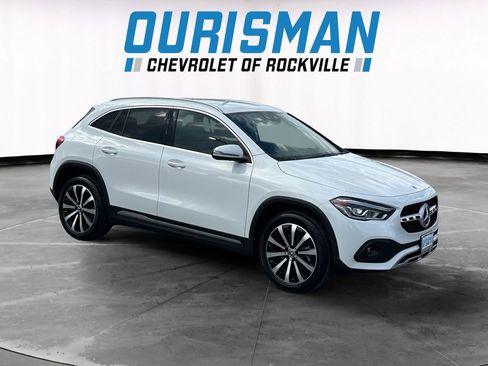 Used 2022 Mercedes-Benz GLA 250 4MATIC w/ Premium Package Lite image 1