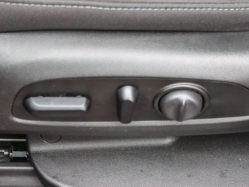 Used 2021 Chevrolet Blazer LT image 45