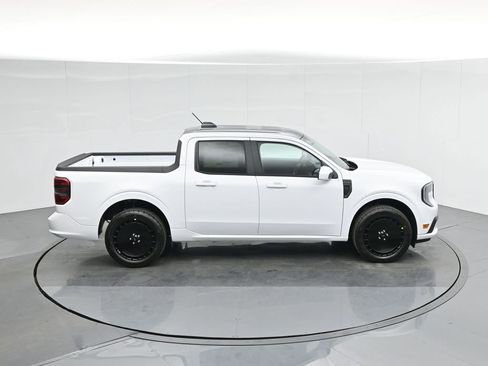 New 2025 Ford Maverick Lobo image 38