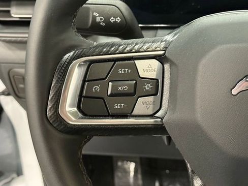 Used 2025 Ford Mustang Coupe image 19