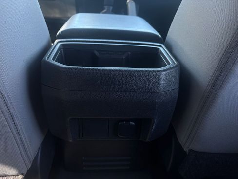 Used 2025 Toyota Tacoma TRD Off-Road image 29