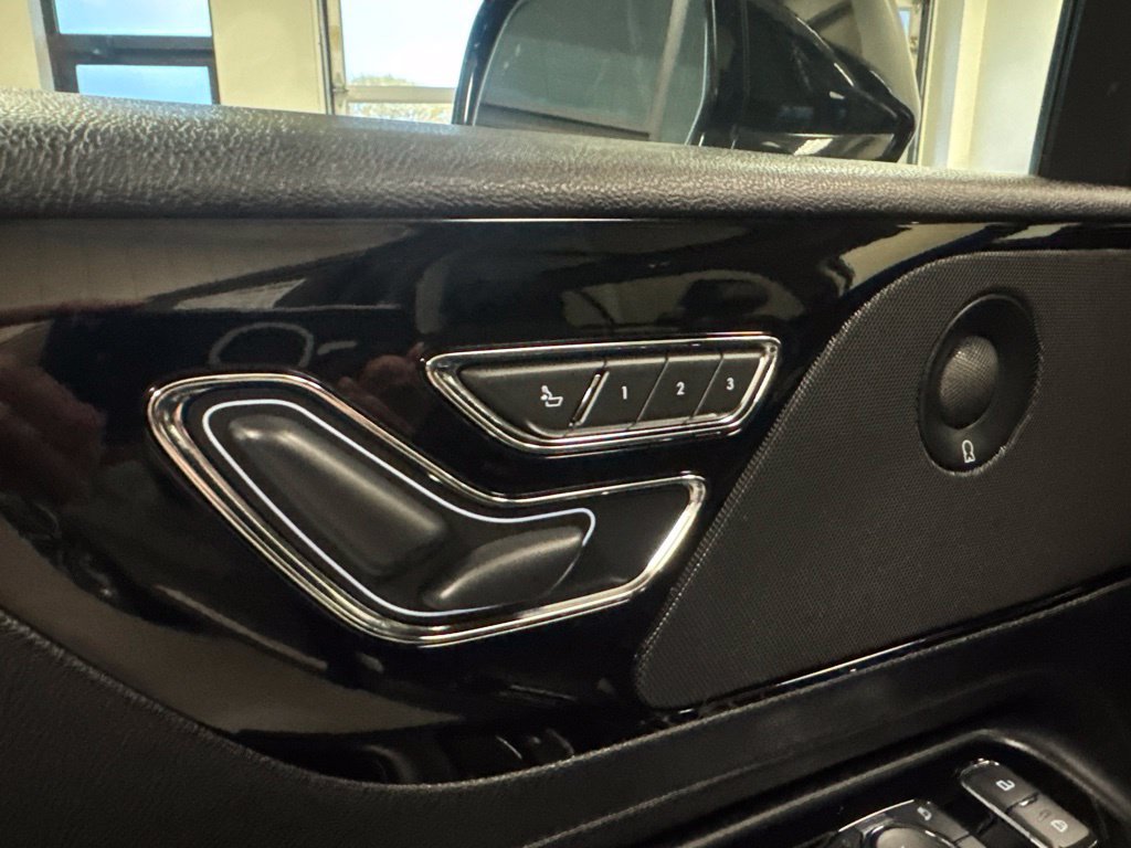 Used 2020 Lincoln Aviator Reserve w/ Equipment Group 201A AWD/4WD image 26