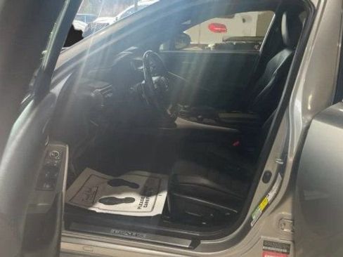 Used 2020 Lexus IS 300 F Sport image 10