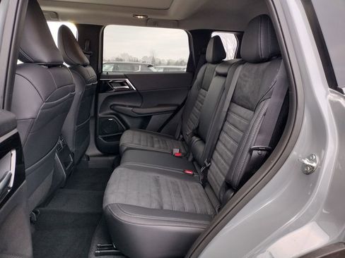 New 2026 Mitsubishi Outlander Trail Edition image 10