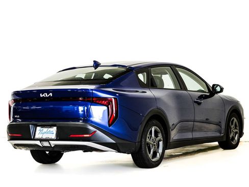 Used 2025 Kia K4 FWD image 6