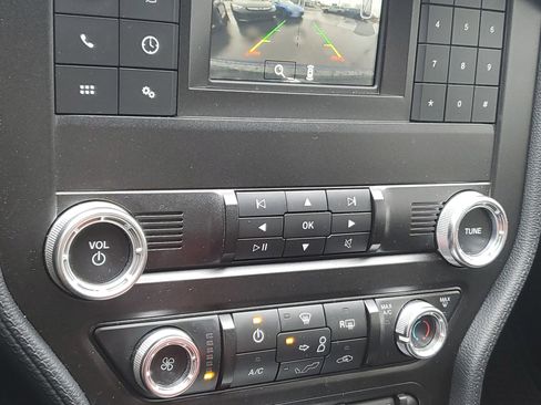 Used 2019 Ford Mustang GT image 23