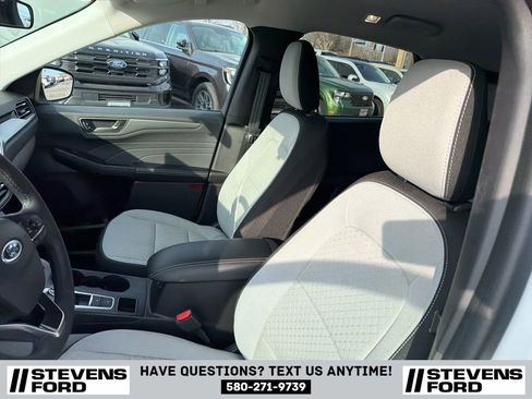 Used 2024 Ford Escape Active w/ Tech Pack #1 FWD image 14