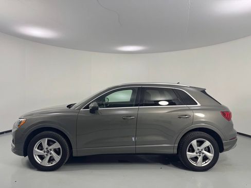 Used 2022 Audi Q3 2.0T Premium AWD/4WD image 4