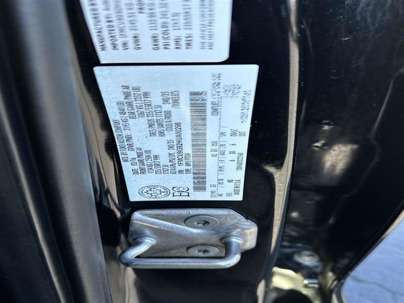 Used 2017 Ford Escape SE w/ Equipment Group 201A AWD/4WD image 21