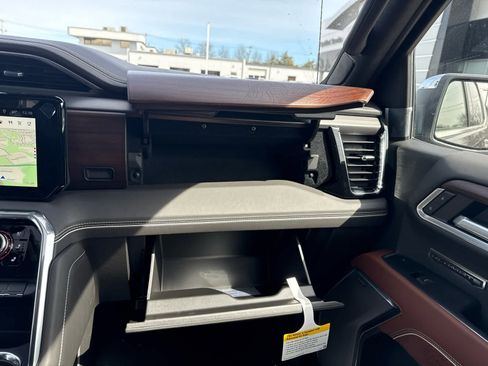 New 2026 GMC Sierra 1500 Denali Ultimate AWD/4WD image 23
