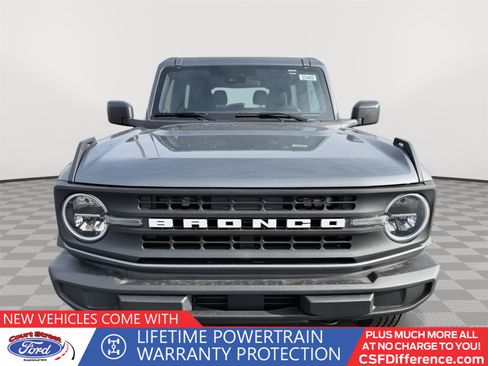 New 2025 Ford Bronco 2-Door image 8