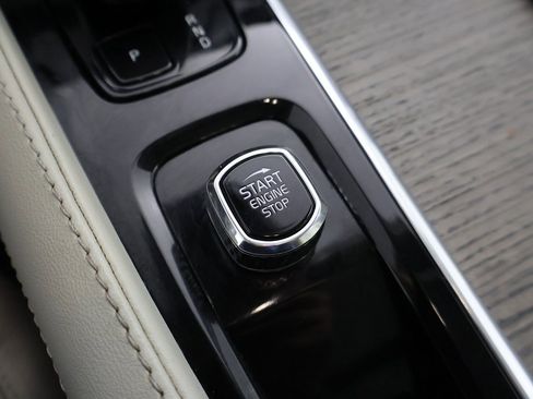 Used 2024 Volvo XC90 B6 Plus w/ Protection Package Premier image 49