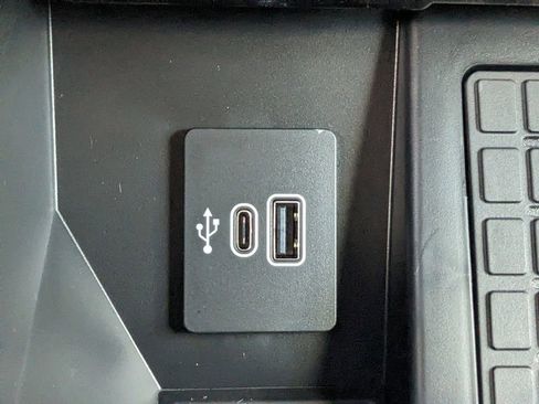 New 2025 Ford F150 Lariat w/ Equipment Group 502A High image 25