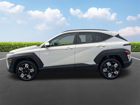 Used 2025 Hyundai Kona SEL AWD/4WD image 7