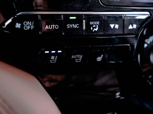 Certified 2024 Acura MDX w/ Advance Package AWD/4WD image 37