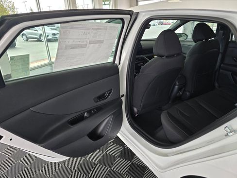 New 2026 Hyundai Elantra SEL Sport image 34