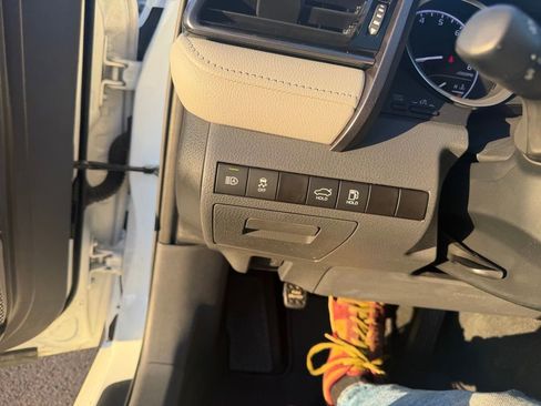 Used 2023 Toyota Camry LE image 16