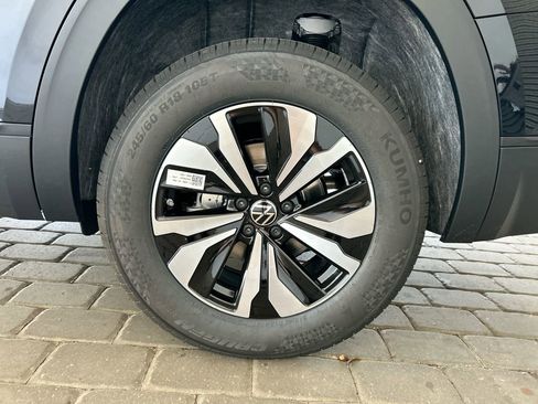 New 2026 Volkswagen Atlas SE image 49