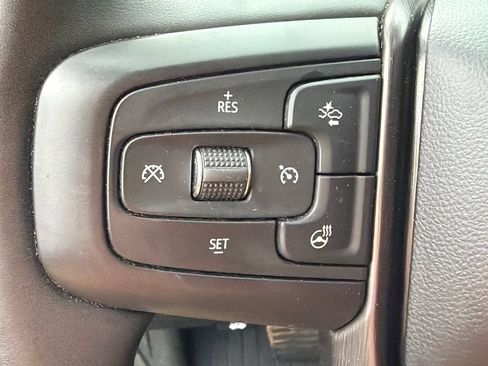 Used 2024 GMC Sierra 1500 AT4 w/ Technology Package AWD/4WD image 18