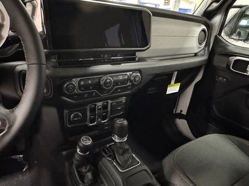 New 2026 Jeep Wrangler Unlimited Sport image 36