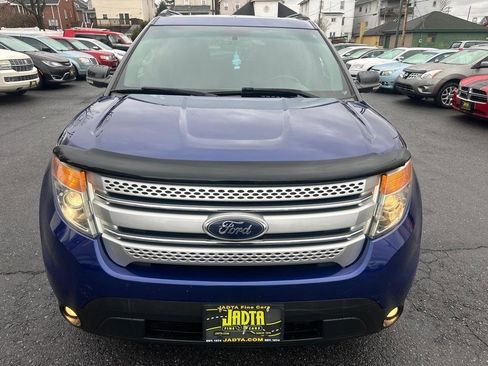 Used 2015 Ford Explorer XLT w/ Equipment Group 201A image 8