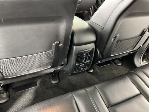 Used 2021 Jeep Grand Cherokee Limited w/ Luxury Group II image 44