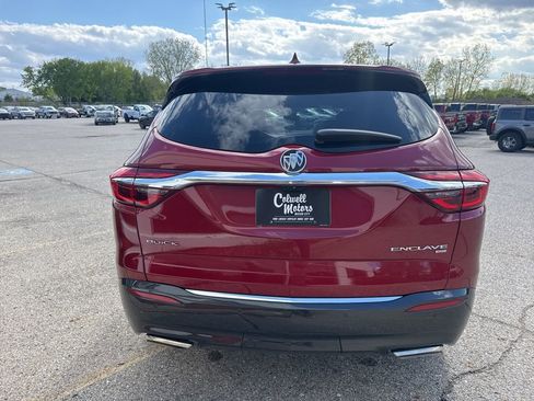 Used 2018 Buick Enclave Premium AWD/4WD image 3