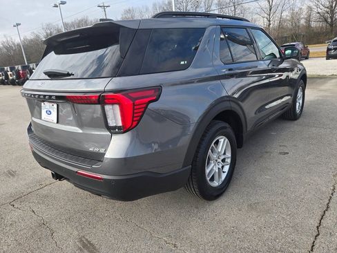 New 2026 Ford Explorer Active AWD/4WD image 4