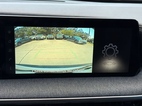 Certified 2025 Nissan Kicks SV FWD image 24